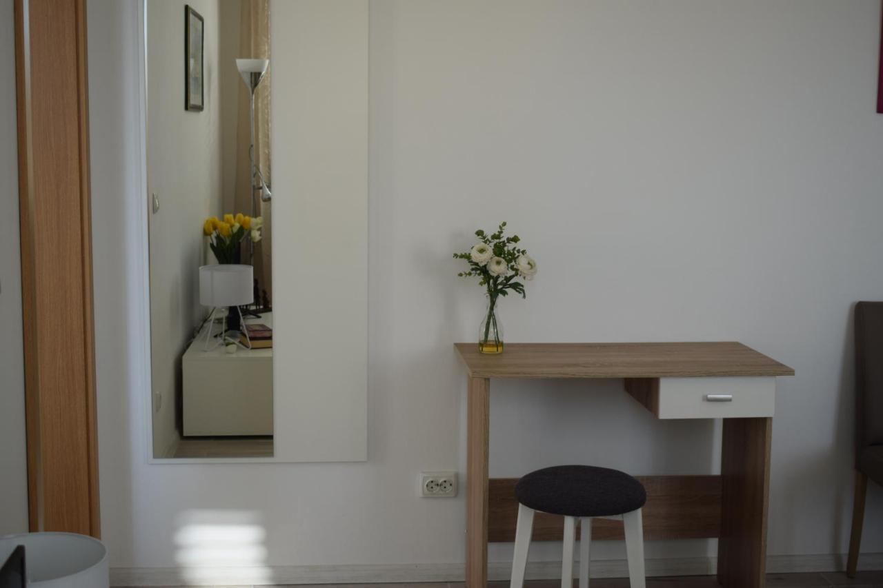 Optimist Makarska Town Center Apartment Exterior photo